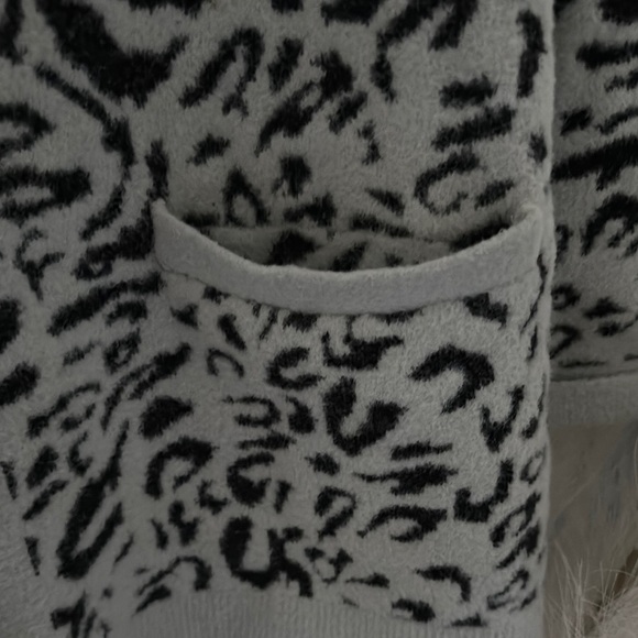 Chico's‎ Gray and Black Leopard Print Cardigan Sweater - Picture 5 of 7